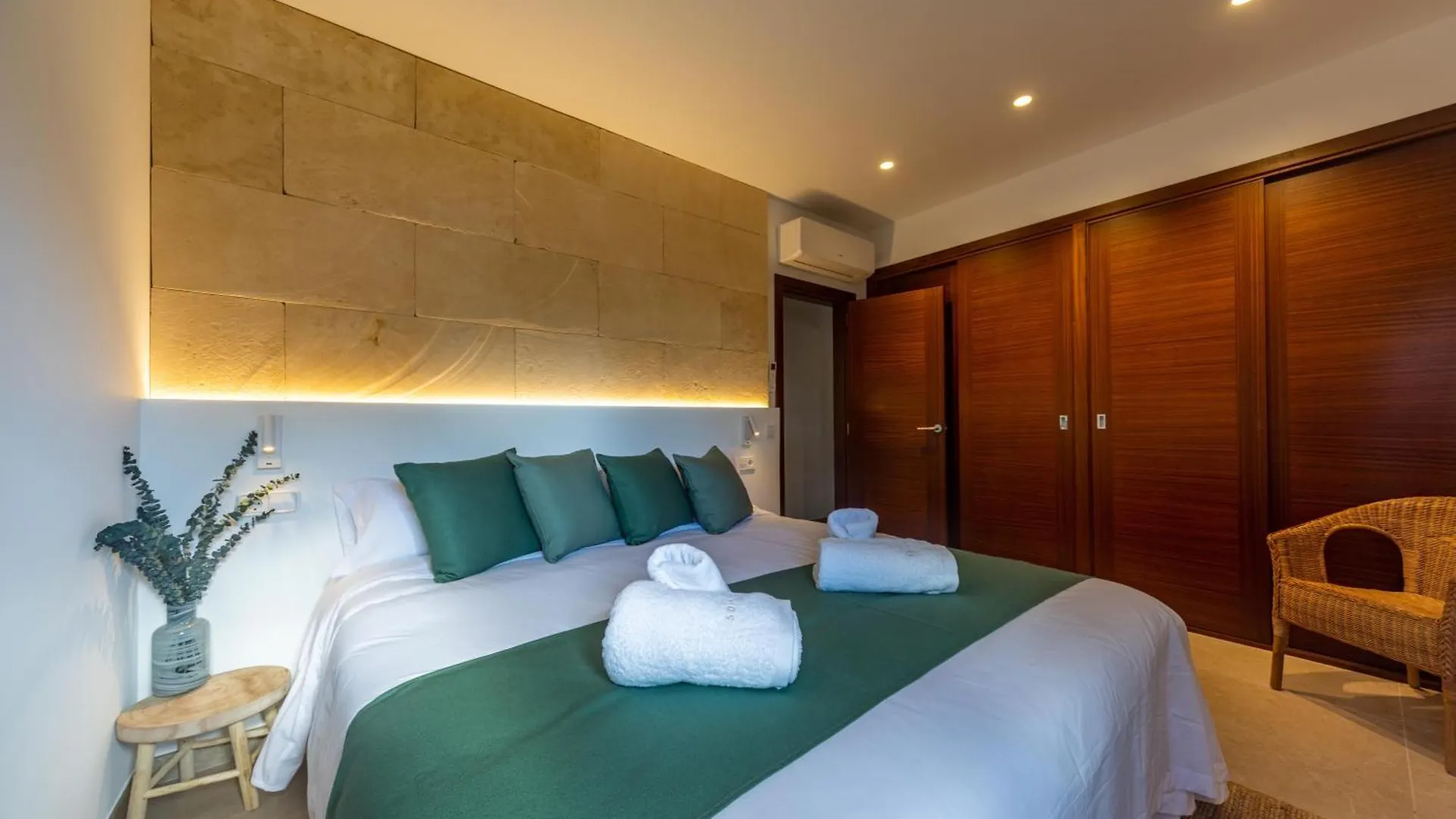 Villa Es Mirador De Vernissa Jacuzzi, Sauna Y Piscina Santa Margalida