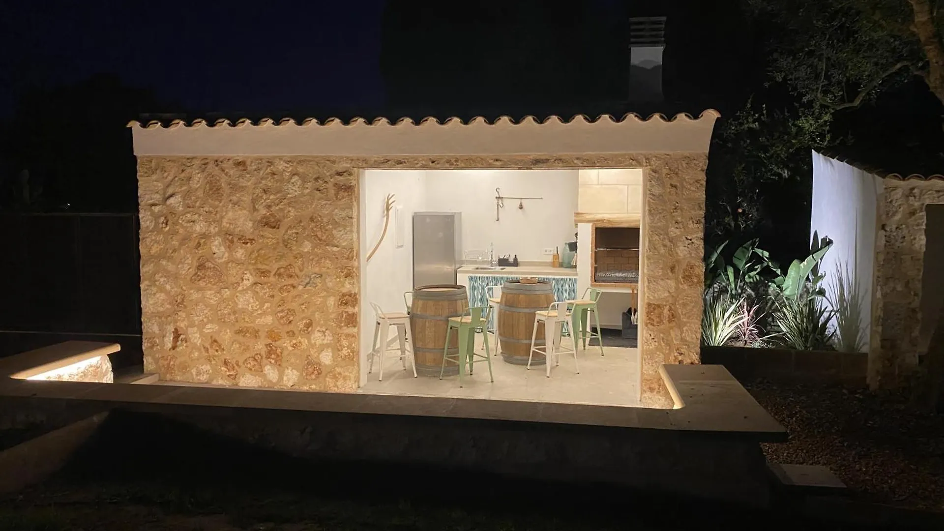 Es Mirador De Vernissa Jacuzzi, Sauna Y Piscina Santa Margalida